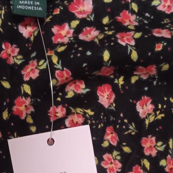 Women's MD Woven Floral Design Slip Dress, Spaghetti Straps- Black Floral, NWT - Picture 5 of 8